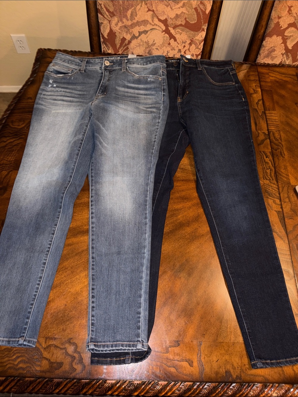 Time and Tru High Rise Skinny & Curvy Skinny Jeans Duo Bundle Size 12
